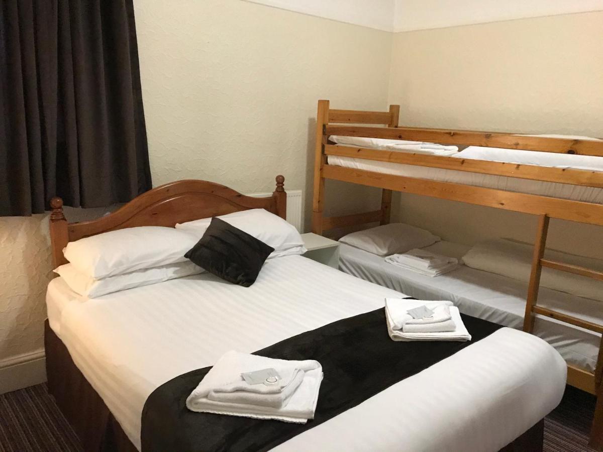 The Feathers Hotel Blackpool Dış mekan fotoğraf